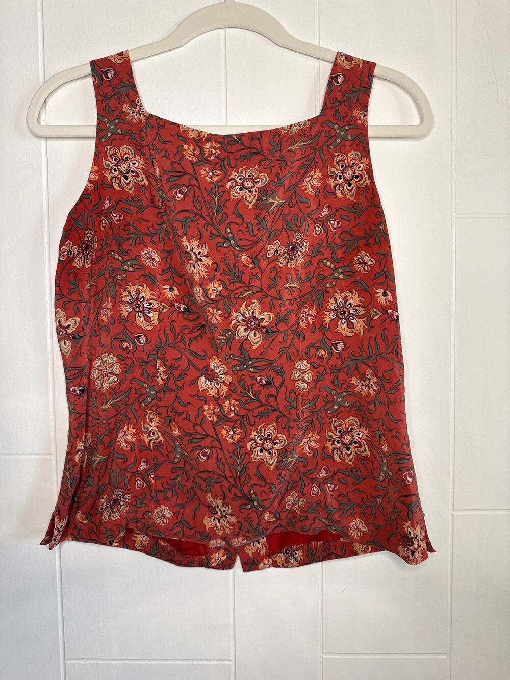 Charter Club 100% silk floral sleeveless blouse size 6